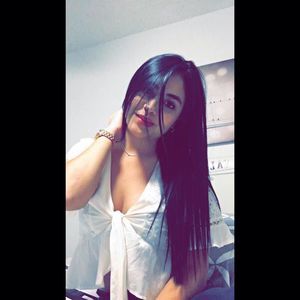 Meet your Posher, Valentina